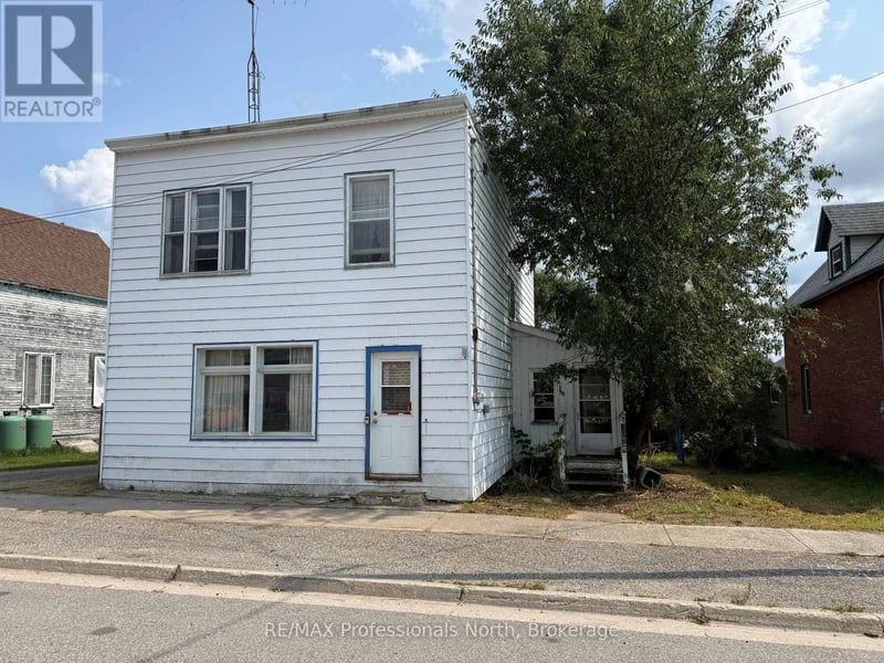 2517 HWY 518 Highway West, McMurrich/Monteith (Sprucedale), Ontario, P0A1Y0, McMurrich/Monteith (Sprucedale), Ontario — photo 1 of 5