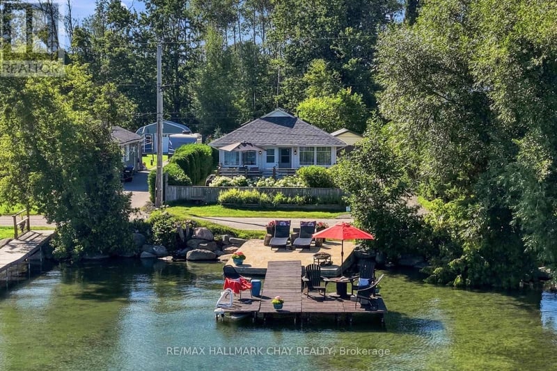 1064 Wisker Avenue, Innisfil, Ontario, L0L1W0, Innisfil, Ontario — photo 1 of 5
