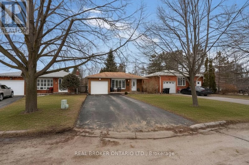 15 Buchanan Street, Barrie (Grove East), Ontario, L4M6B7, Barrie (Grove East), Ontario — photo 1 of 5