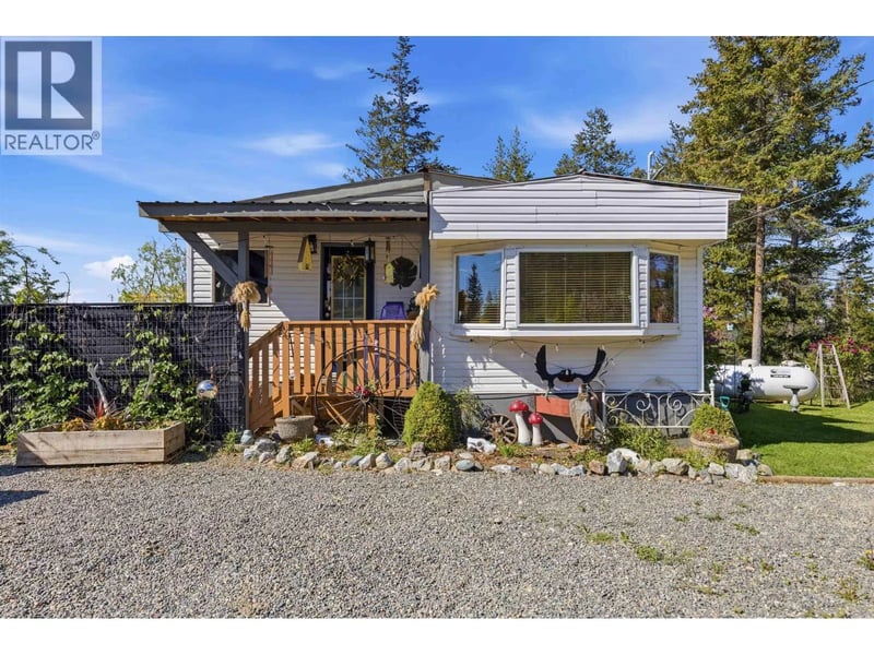 7593 MCCAULEY Road, Chilcotin, British Columbia, V0L1A0, Chilcotin, British Columbia — photo 1 of 5