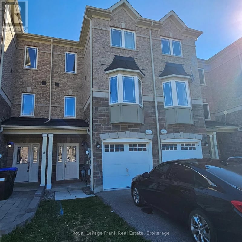 41 Milson Crescent, Essa (Angus), Ontario, L0M1B4, Essa (Angus), Ontario — photo 1 of 5