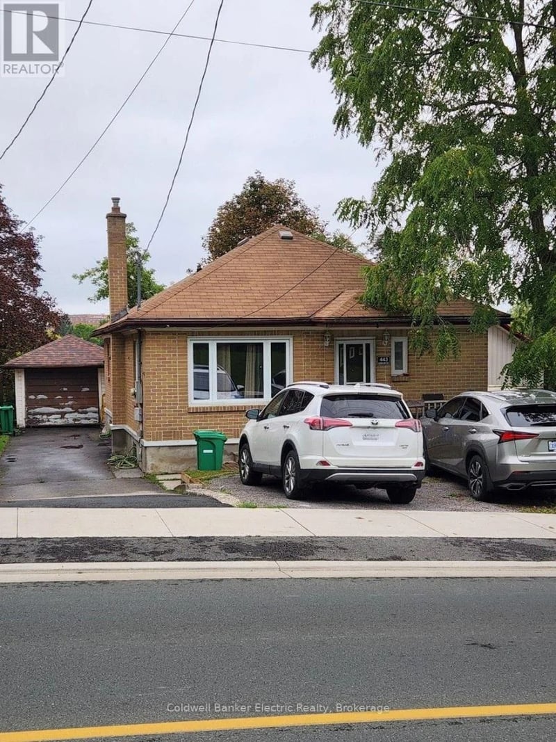 443 Armour Road, Peterborough (Ashburnham Ward 4), Ontario, K9H1Y7, Peterborough (Ashburnham Ward 4), Ontario — photo 1 of 5