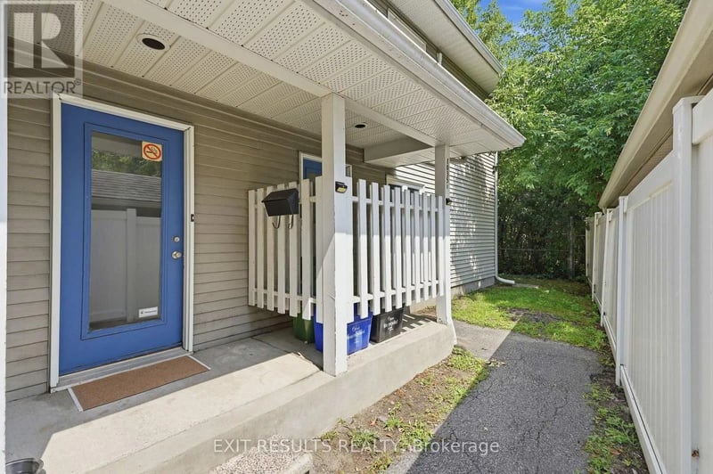 #13 1035 - J Cummings Avenue, Ottawa, Ontario, K1J9K6, Ottawa, Ontario — photo 1 of 5