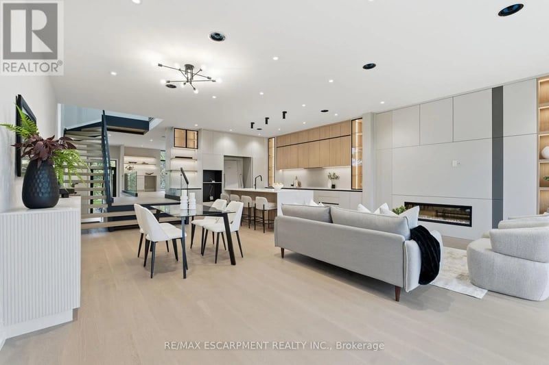 957 Halliday Avenue, Mississauga (Lakeview), Ontario, L5E1P4, Mississauga (Lakeview), Ontario — photo 1 of 5