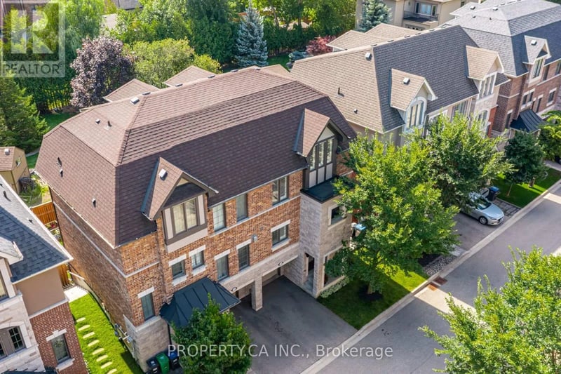 1226 Azinger Lane, Mississauga (Lakeview), Ontario, L5E0A7, Mississauga (Lakeview), Ontario — photo 1 of 5