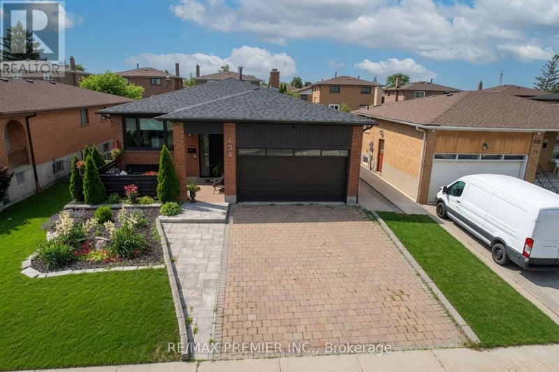438 Woodbridge Avenue, Vaughan (West Woodbridge), Ontario, L4L2T4, Vaughan (West Woodbridge), Ontario — photo 1 of 5