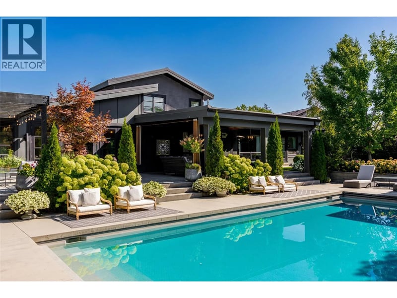 529 Keith Road, Kelowna, British Columbia, V1W1K2, Kelowna, British Columbia — photo 1 of 5