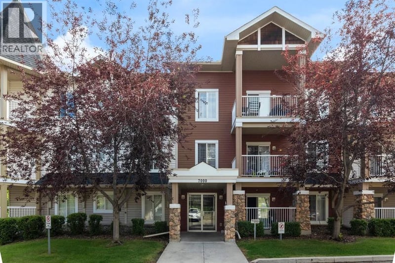 70 Panamount Drive Northwest, Calgary, Alberta, T3K6G8, Calgary, Alberta — photo 1 of 5