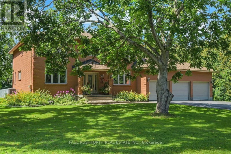 15 Longridge Court, Ottawa, Ontario, K0A2Z0, Ottawa, Ontario — photo 1 of 5