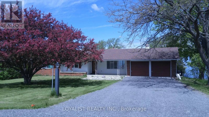 25 Redner Lane, Prince Edward County (Ameliasburg Ward), Ontario, K0K1L0, Prince Edward County (Ameliasburg Ward), Ontario — photo 1 of 5