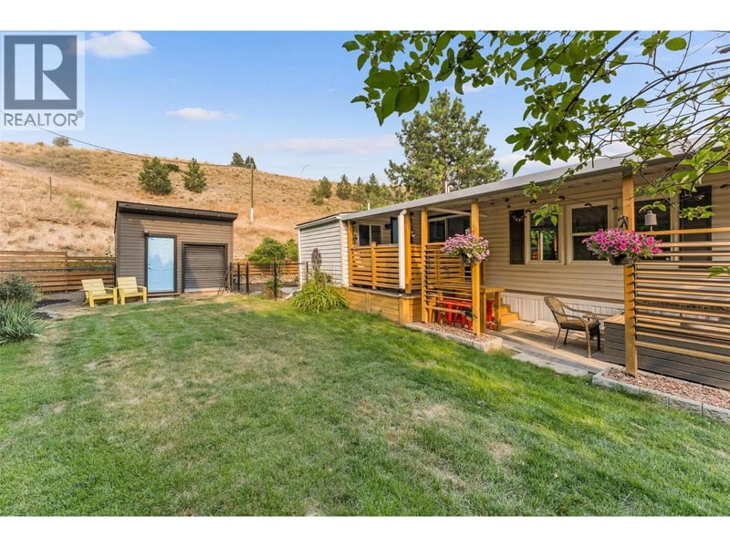 #12 610 Katherine Road, Kelowna, British Columbia, V1Z3G2, Kelowna, British Columbia — photo 1 of 5