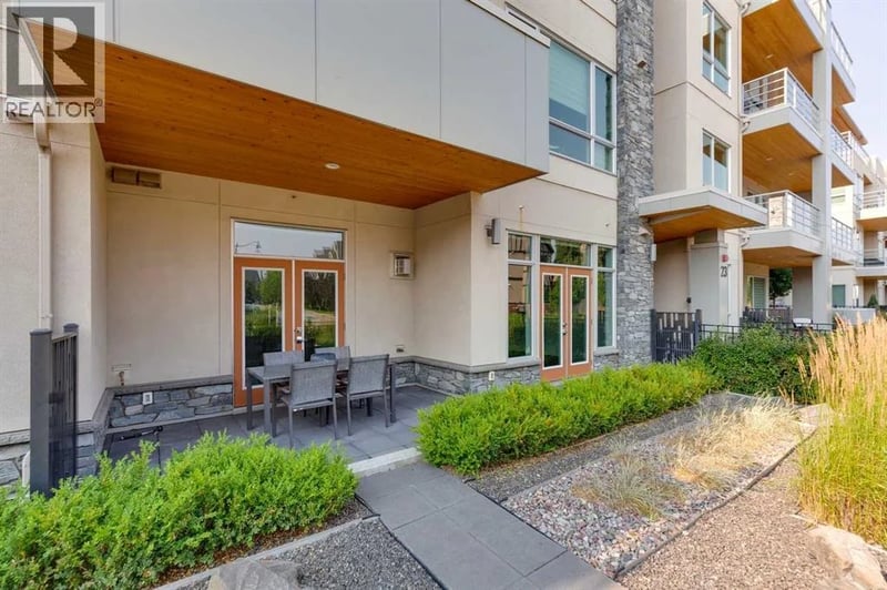 23 Burma Star Road Southwest, Calgary, Alberta, T3E7Y9, Calgary, Alberta — photo 1 of 5