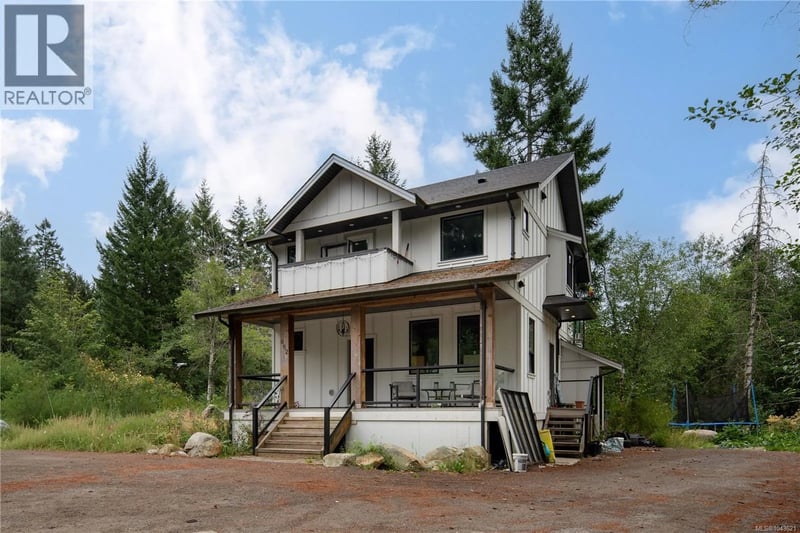 682 Shawnigan Lake Road, Shawnigan Lake, British Columbia, V0R2L0, Shawnigan Lake, British Columbia — photo 1 of 5