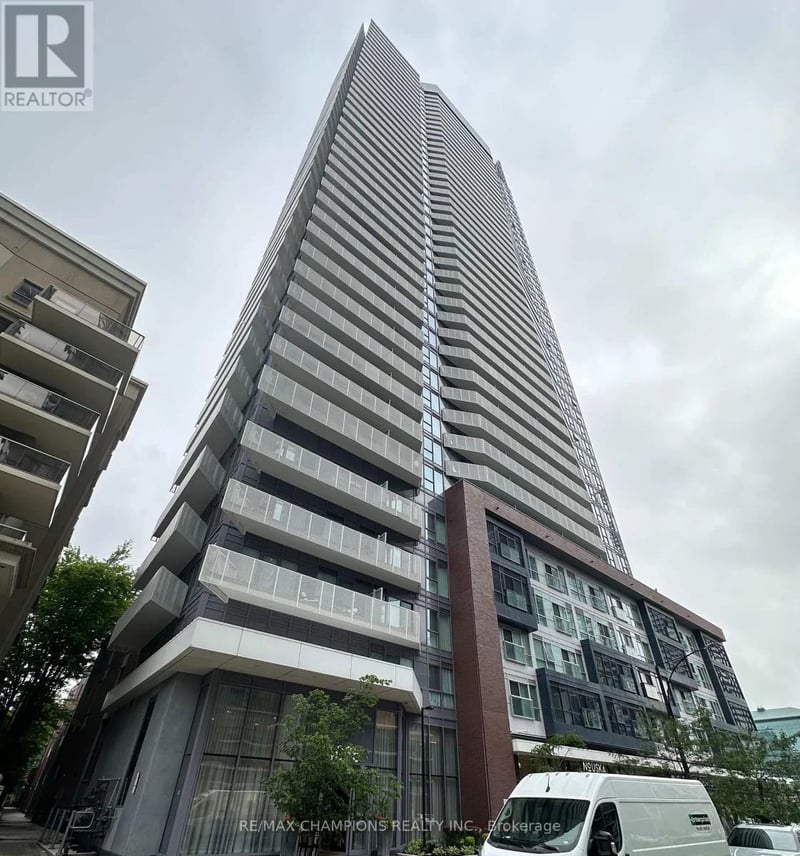#1402 4065 Confederation Parkway, Mississauga (City Centre), Ontario, L5B0L4, Mississauga (City Centre), Ontario — photo 1 of 5