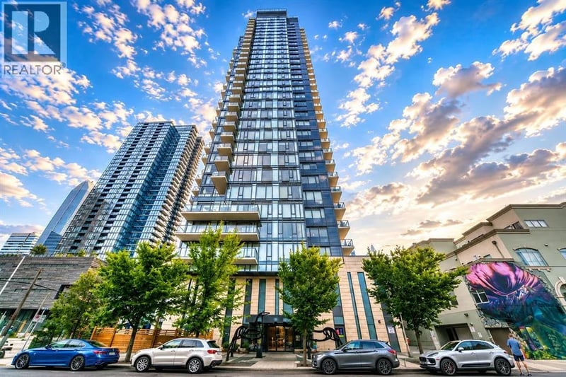 1010 6 Street Southwest, Calgary, Alberta, T2R1B4, Calgary, Alberta — photo 1 of 5