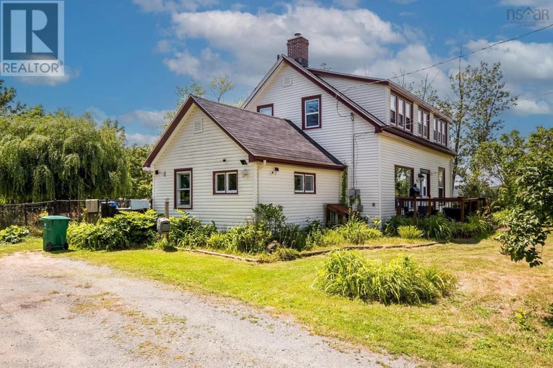 301 Town Road, Falmouth, Nova Scotia, B0P1L0, Falmouth, Nova Scotia — photo 1 of 5