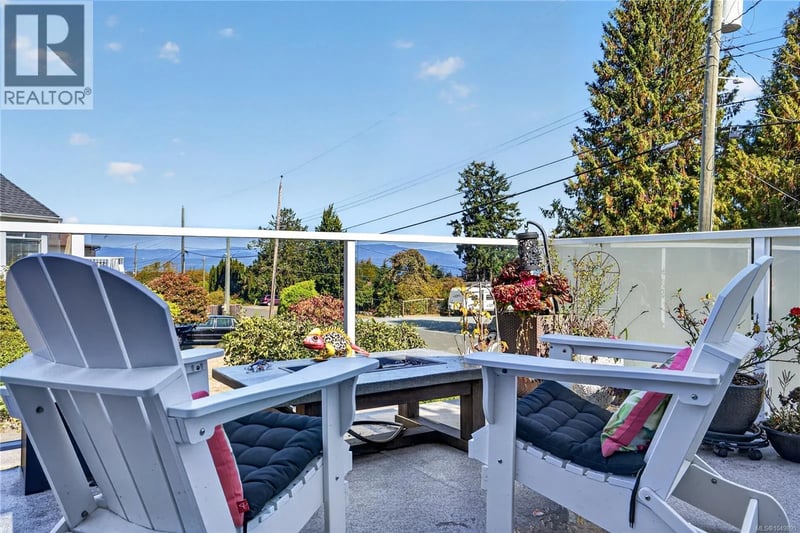 853 Glenhale Crescent, Parksville, British Columbia, V9P1Z8, Parksville, British Columbia — photo 1 of 5