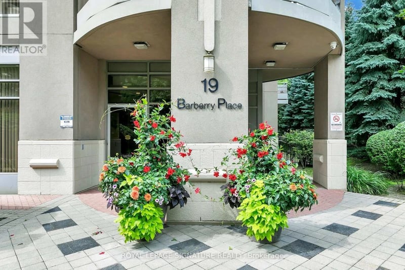 #108 19 Barberry Place, Toronto (Bayview Village), Ontario, M2K3E3, Toronto (Bayview Village), Ontario — photo 1 of 5
