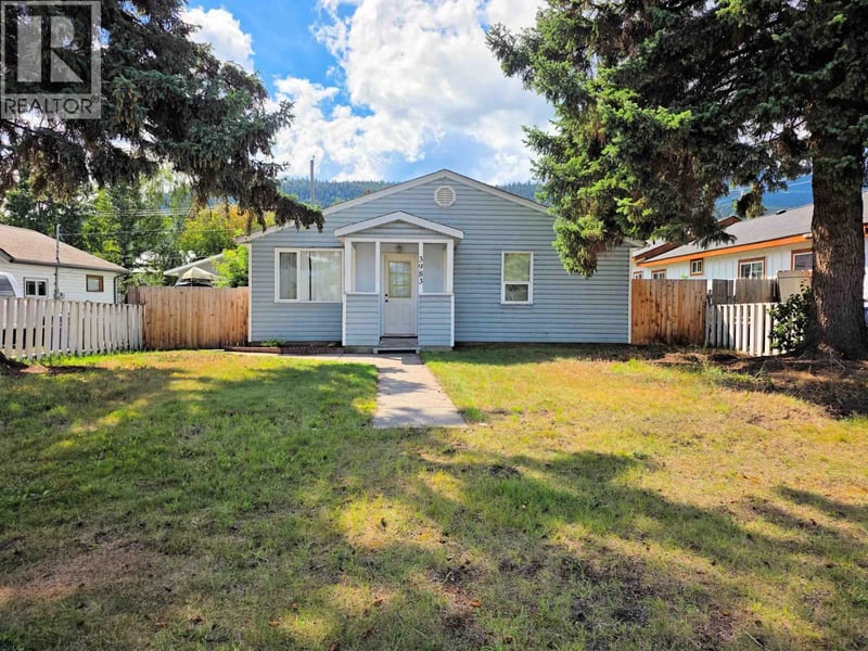 3983 SECOND Avenue, Smithers, British Columbia, V0J2N0, Smithers, British Columbia — photo 1 of 5