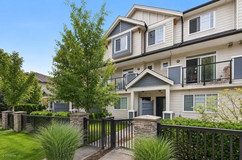 #194 13898 64 Avenue, Surrey, British Columbia, V3W1L6, Surrey, British Columbia — photo 1 of 5