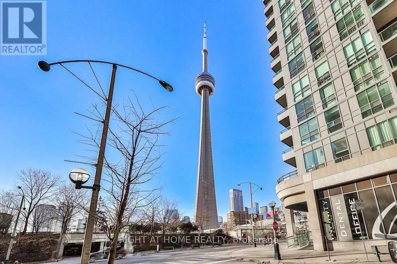 #305 19 Grand Trunk Crescent, Toronto (Waterfront Communities), Ontario, M5J3A3, Toronto (Waterfront Communities), Ontario — photo 1 of 5
