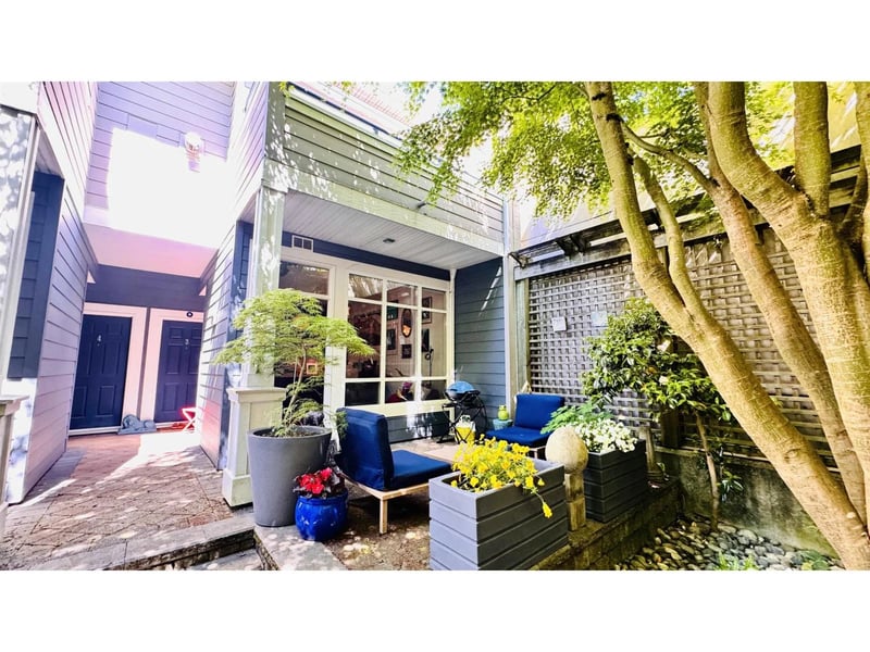 #3 15161 PROSPECT Avenue, White Rock, British Columbia, V4B2B8, White Rock, British Columbia — photo 1 of 5
