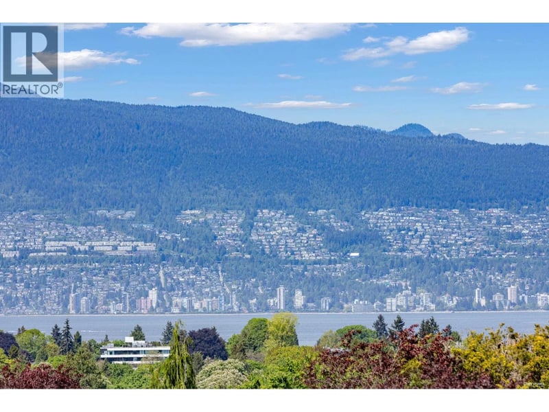 3191 23RD Avenue, Vancouver, British Columbia, V6L1P7, Vancouver, British Columbia — photo 1 of 5