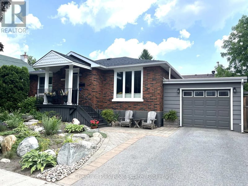 249 Pine Street, Collingwood, Ontario, L9Y2P3, Collingwood, Ontario — photo 1 of 5