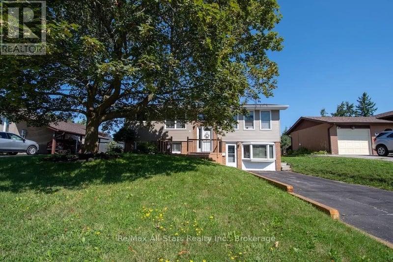 4 Daniel Court, Kawartha Lakes (Lindsay), Ontario, K9V4Z9, Kawartha Lakes (Lindsay), Ontario — photo 1 of 5