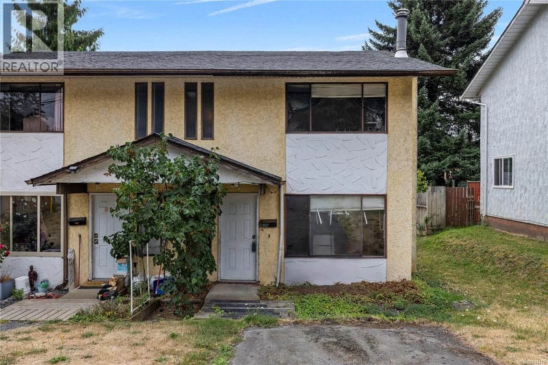 826 Holly Hill Road, Nanaimo, British Columbia, V9R5T1, Nanaimo, British Columbia — photo 1 of 5