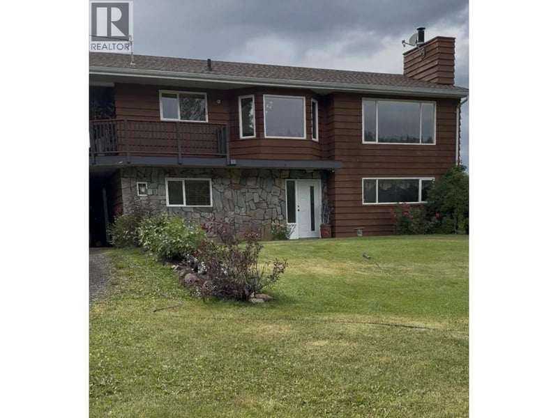 1375 PINECREST Road, Burns Lake, British Columbia, V0J1E3, Burns Lake, British Columbia — photo 1 of 5