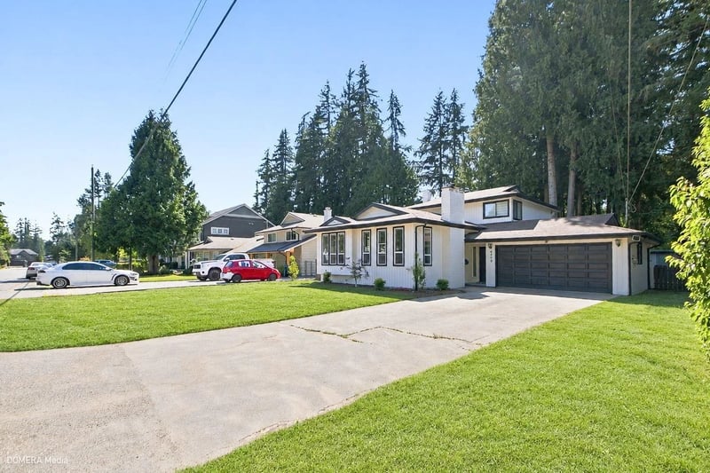 4099 207 Street, Langley, British Columbia, V3A2E2, Langley, British Columbia — photo 1 of 5