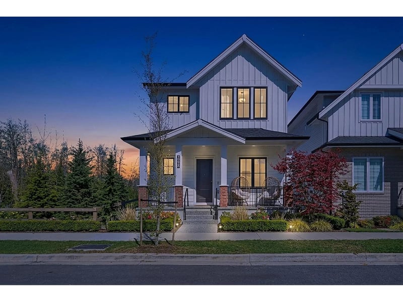 19619 75 Avenue, Langley, British Columbia, V2Y3R9, Langley, British Columbia — photo 1 of 5