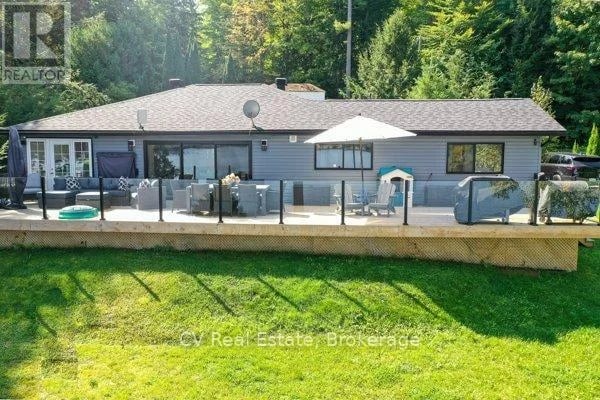 #1 1018 Georgina Way, Gravenhurst (Muskoka (S)), Ontario, P1P1R2, Gravenhurst (Muskoka (S)), Ontario — photo 1 of 5