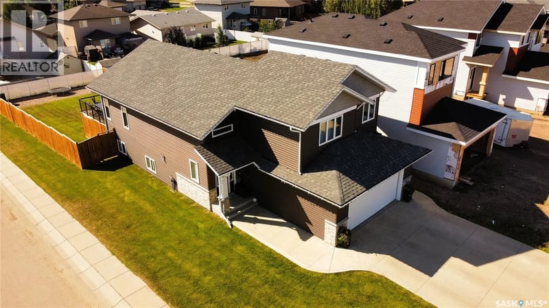 626 Kinloch CRESCENT, Saskatoon, Saskatchewan, S7M5X2, Saskatoon, Saskatchewan — photo 1 of 5