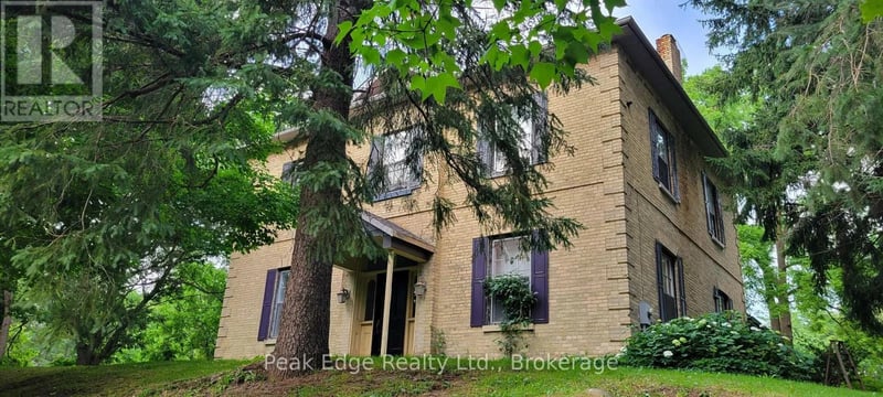 4 George Street, Brockton, Ontario, N0G2V0, Brockton, Ontario — photo 1 of 5