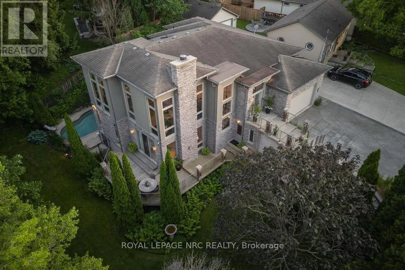164A Lakeshore Road, St. Catharines (Vine/Linwell), Ontario, L2N2V1, St. Catharines (Vine/Linwell), Ontario — photo 1 of 5