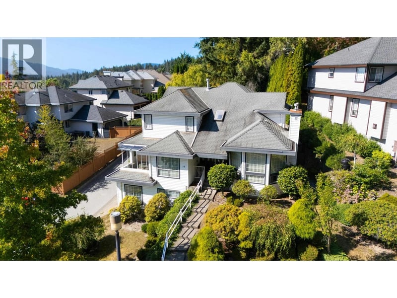13 TIMBERCREST Drive, Port Moody, British Columbia, V3H4T6, Port Moody, British Columbia — photo 1 of 5