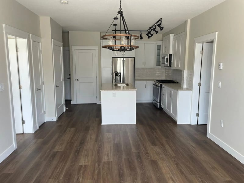 #511 11077 RAVINE Drive, Surrey, British Columbia, V3T3X5, Surrey, British Columbia — photo 1 of 5