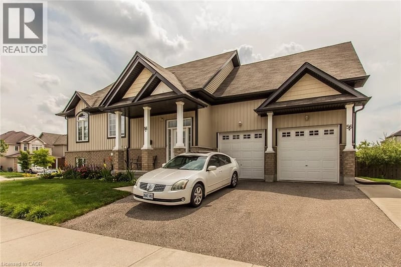 #B 56 LEMON GRASS Street, Kitchener, Ontario, N2N3H4, Kitchener, Ontario — photo 1 of 5