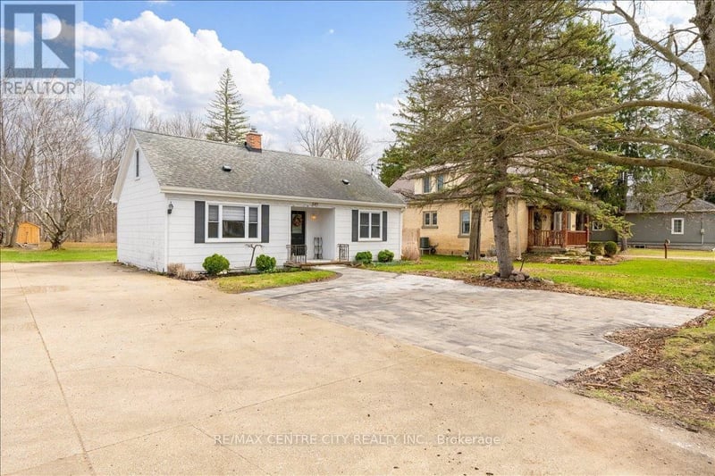 549 Victoria Street, Strathroy-Caradoc (NE), Ontario, N7G3C2, Strathroy-Caradoc (NE), Ontario — photo 1 of 5