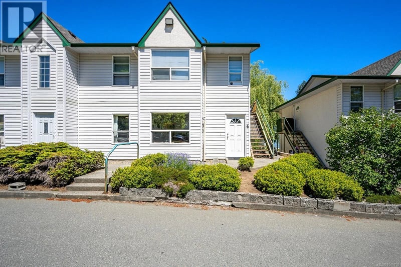 #4 1535 Dingwall Road, Courtenay, British Columbia, V9N3S8, Courtenay, British Columbia — photo 1 of 5