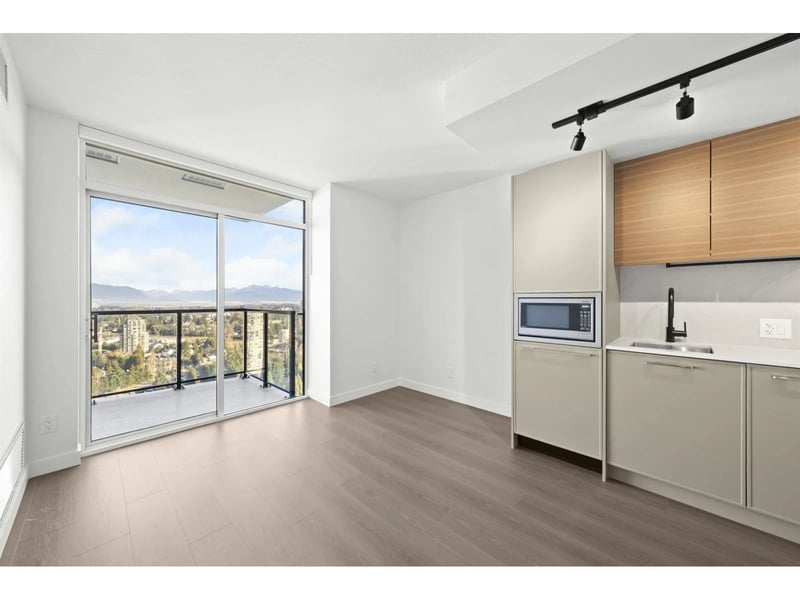 #3606 13745 GEORGE JUNCTION, Surrey, British Columbia, V3T4Y3, Surrey, British Columbia — photo 1 of 5