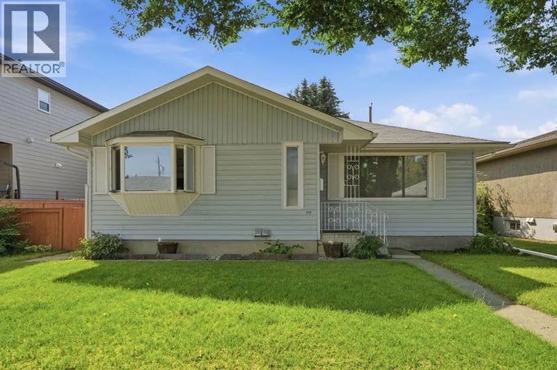 100 Westminster Drive Southwest, Calgary, Alberta, t3c2t1, Calgary, Alberta — photo 1 of 5