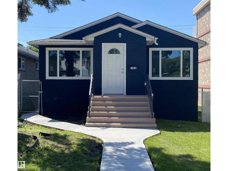 12010 66 ST NW, Edmonton, Alberta, T5B1J6, Edmonton, Alberta — photo 1 of 5