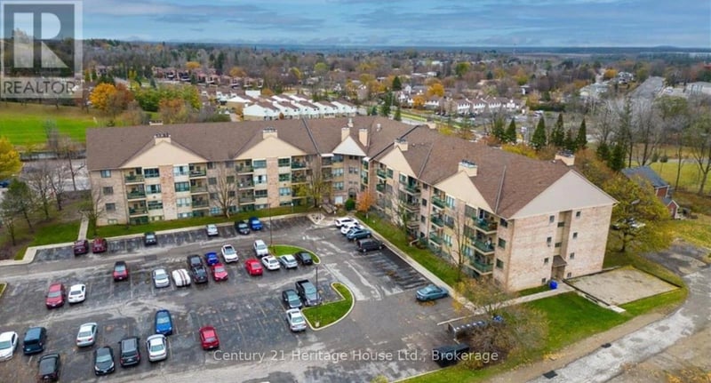 #318 15 Hofstetter Avenue, Kitchener, Ontario, N2A3Z7, Kitchener, Ontario — photo 1 of 5