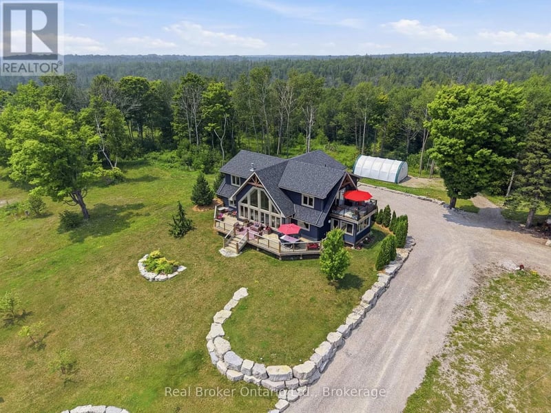 112 TAMARAC Road, Northern Bruce Peninsula, Ontario, N0H1W0, Northern Bruce Peninsula, Ontario — photo 1 of 5