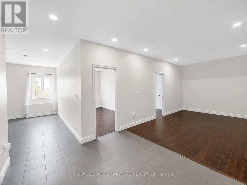 #Upper 1 15 Barrie Street, Bradford West Gwillimbury (Bradford), Ontario, L3S0J1, Bradford West Gwillimbury (Bradford), Ontario — photo 1 of 5