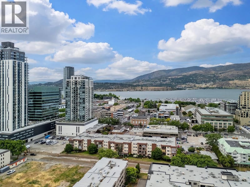 #319 1450 Bertram Street, Kelowna, British Columbia, V1Y8R9, Kelowna, British Columbia — photo 1 of 5