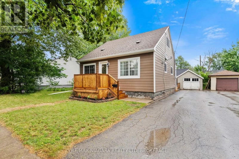 3 Osborne Street, Fort Erie (Central), Ontario, L2A3X8, Fort Erie (Central), Ontario — photo 1 of 5
